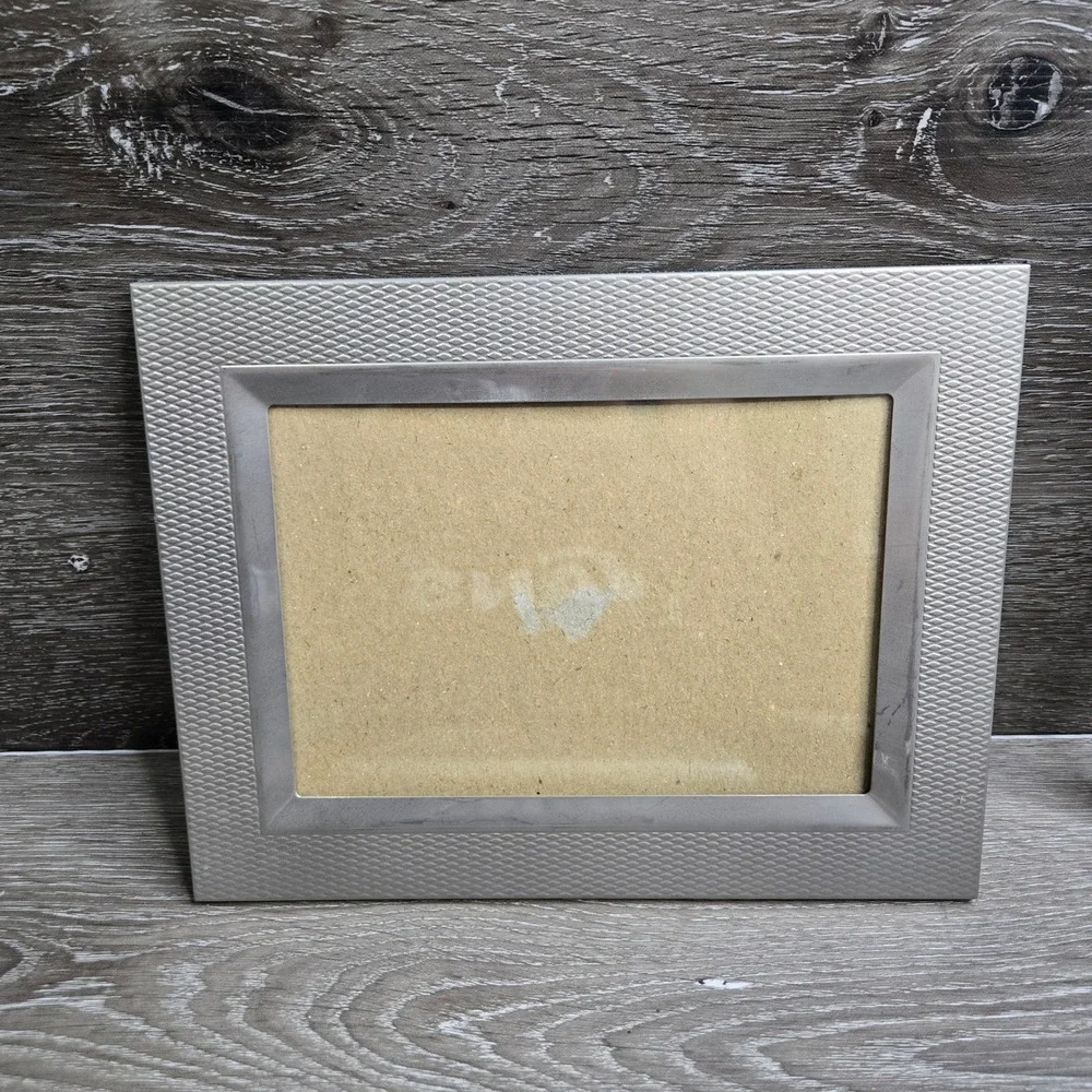 Vintage Silver Tone Diamond Textured Metal Photo Picture Frame 5x7 Tabletop Wall
